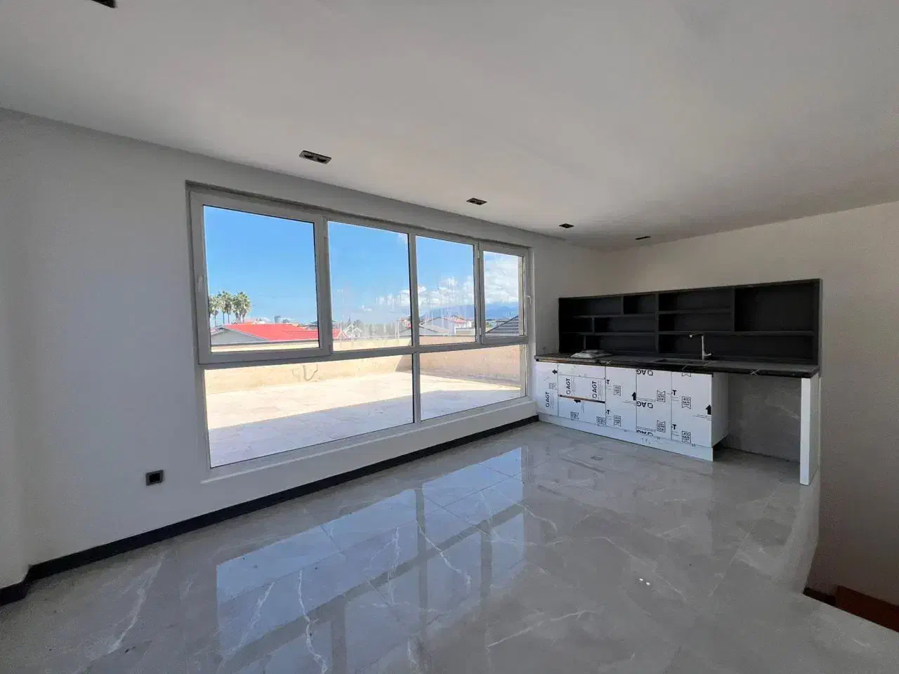 فروش ویلای ۲۱۶ متری لوکس در سلمانشهر|فروش خانه و ویلا|عباس‌آباد, |دیوار