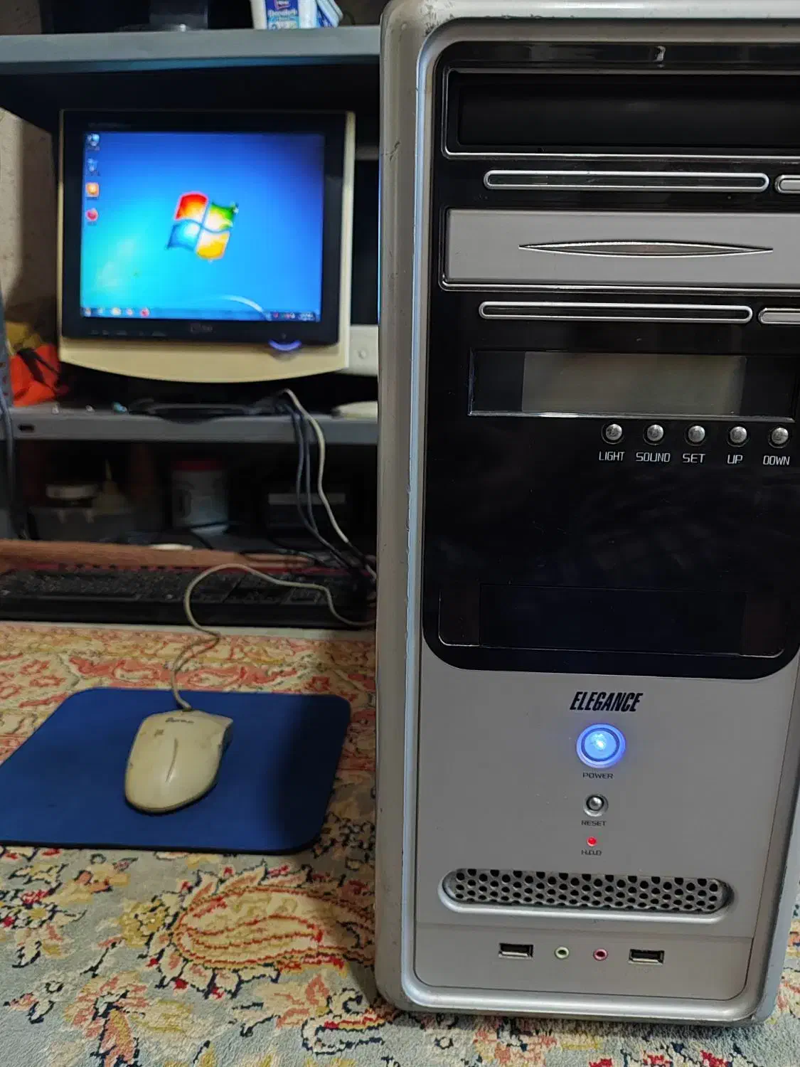 ۲ عدد کیس ۲هسته رم ۲ ddr2 هارد ۱۶۰ گرافیک ۲۵۶|رایانه رومیزی|چالوس, |دیوار