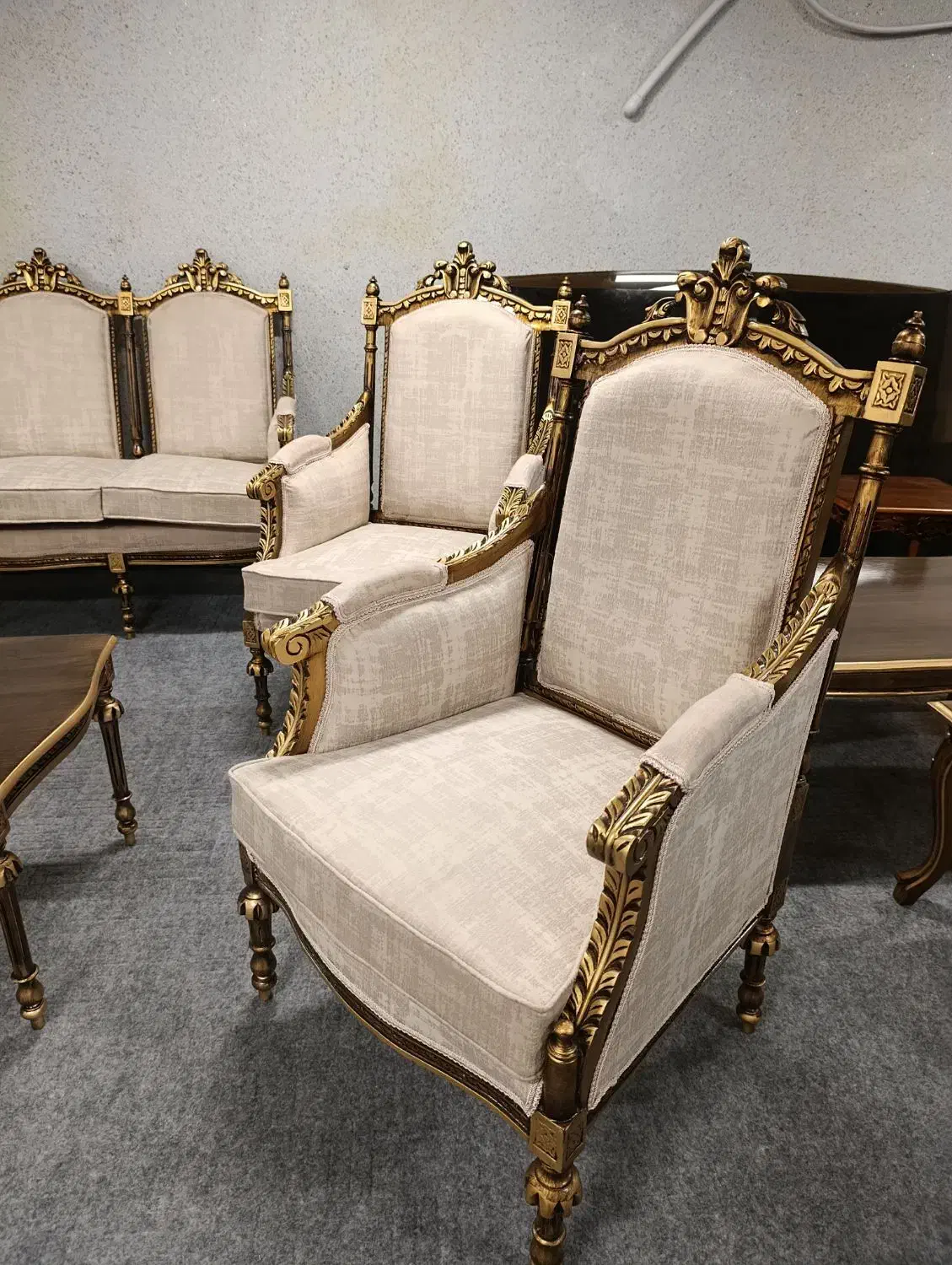 ست مبل های ۹نفره و ۷ نفره آکبند چوب روس|مبلمان خانگی و میز عسلی|کرمانشاه, |دیوار