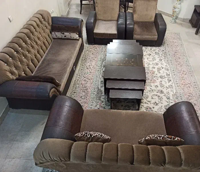 مبلمان راحتی ۷ نفره کلاسیک|مبلمان خانگی و میز عسلی|تهران, فاطمی|دیوار