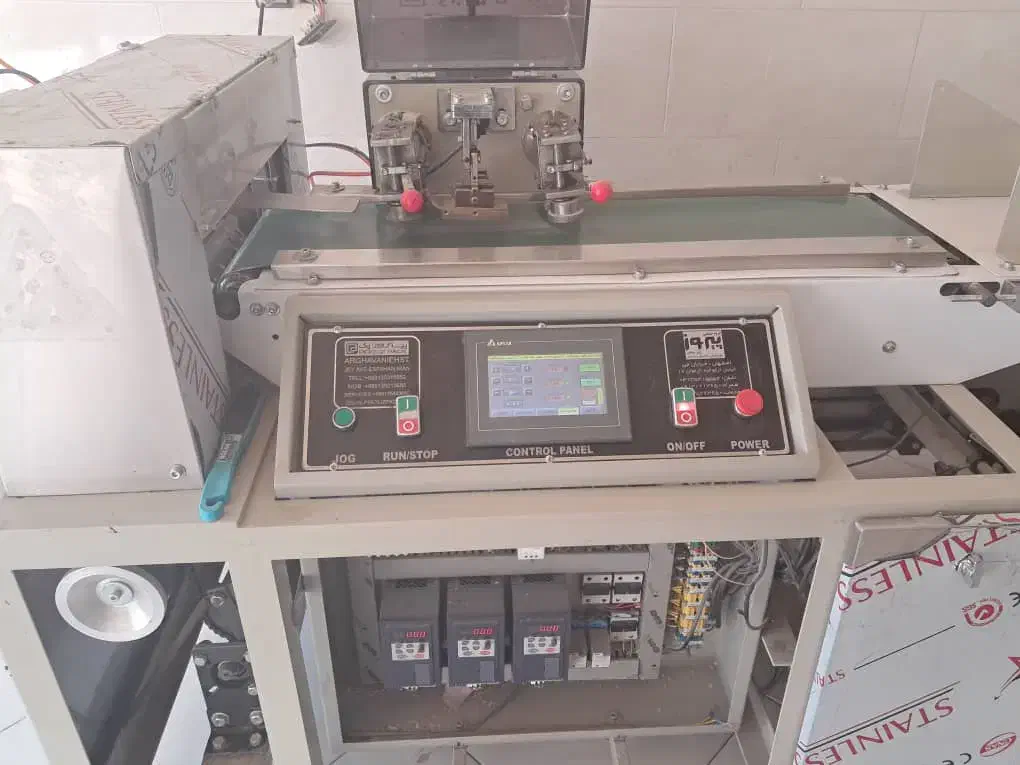 فروش یک دستگاه پیل وپک بسته بندی نان|ماشینآلات صنعتی|صدرا-فارس, فاز ۲|دیوار