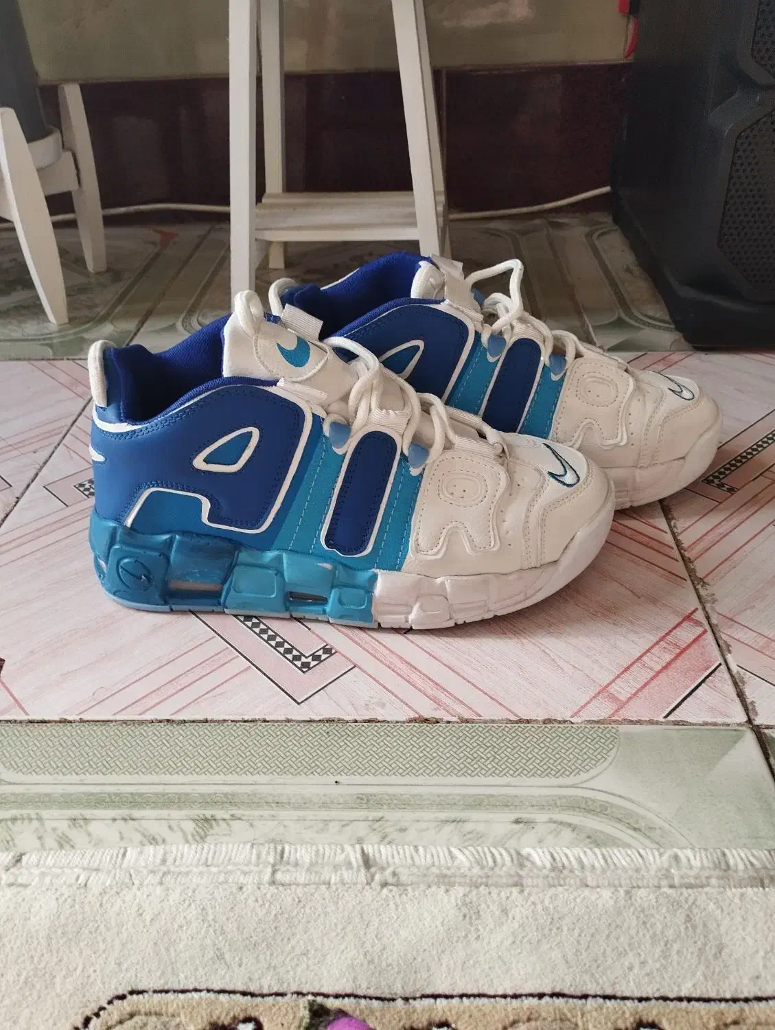 کتونی|کیف، کفش، کمربند|بروجرد, |دیوار