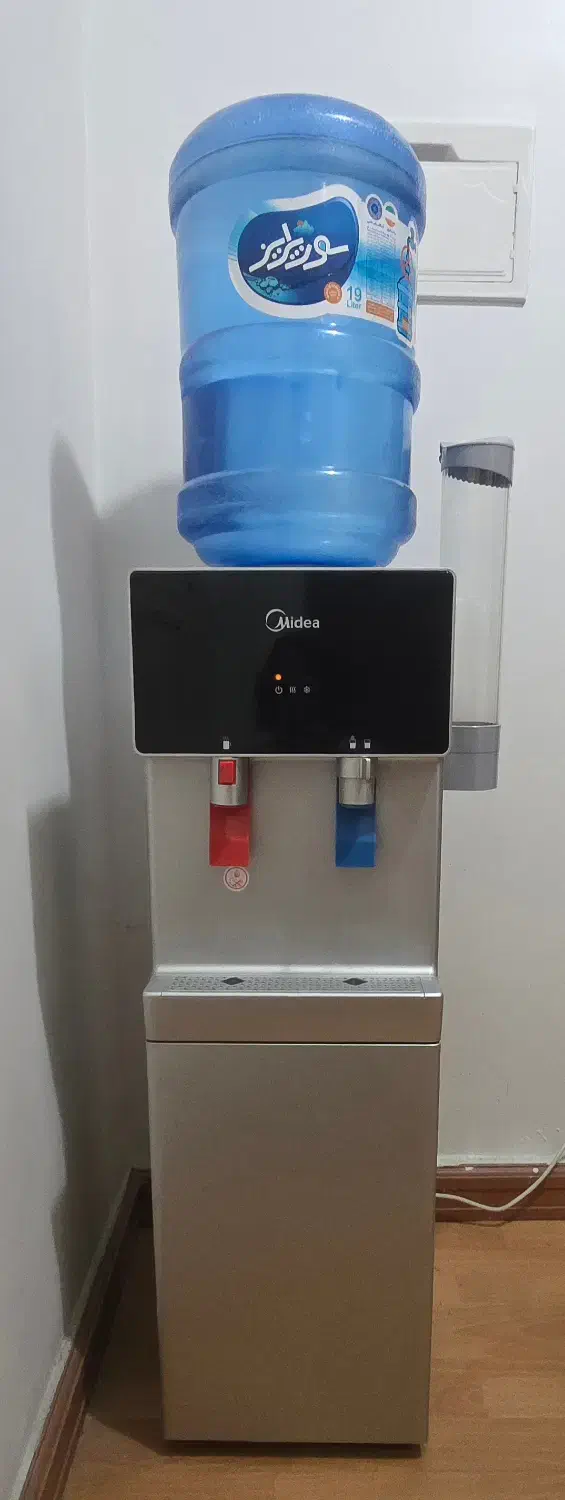 آبسردکن ایستاده یخچال دار مایدیا مدل YL-1535S-B|آبسردکن و تصفیه آب|تهران, شهرک بوعلی|دیوار