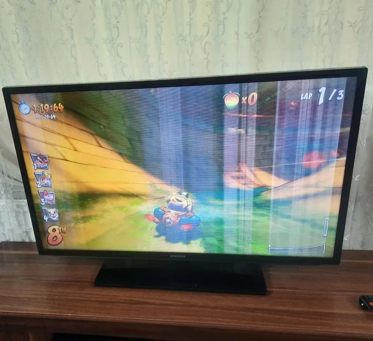 خرید انواع پنل شکسته تلویزیون و فروش|تلویزیون و پروژکتور|اراک, |دیوار