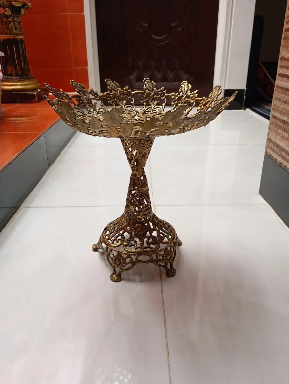 وسایل برنز|کلکسیون اشیاء عتیقه|نهاوند, |دیوار