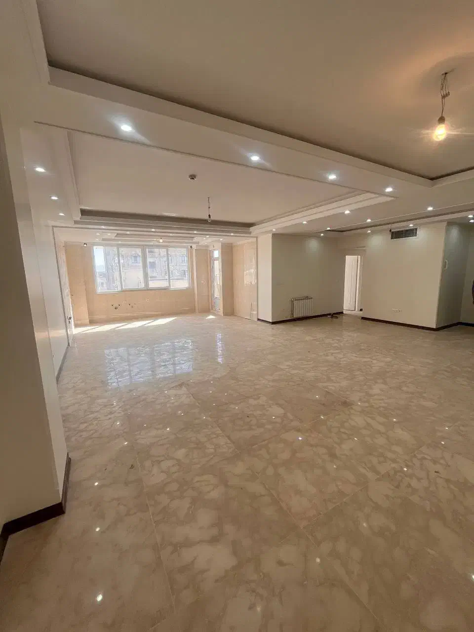 130متر/تک واحدی/فول امکانات/کلید نخورده/پرستار