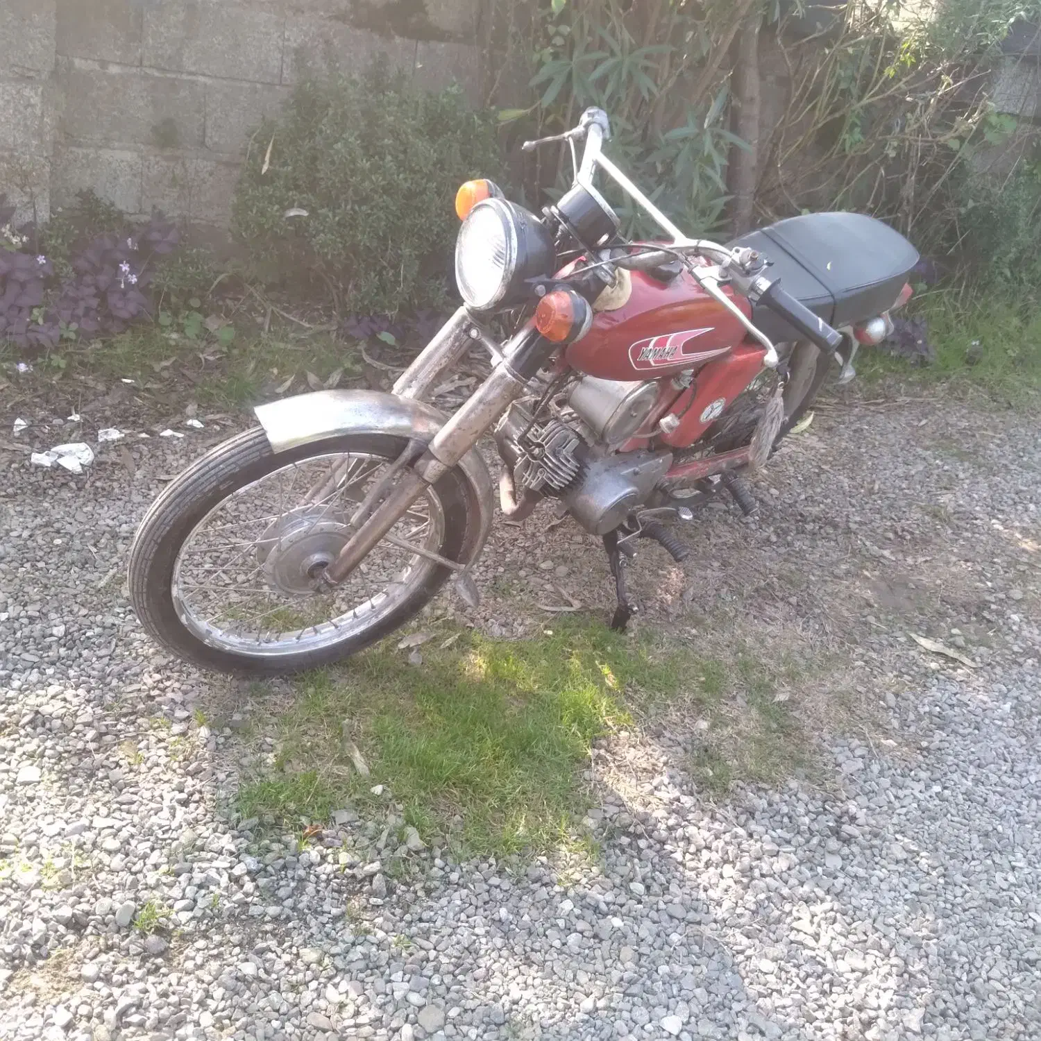 یاماها ۸۰|موتورسیکلت|پل سفید, |دیوار