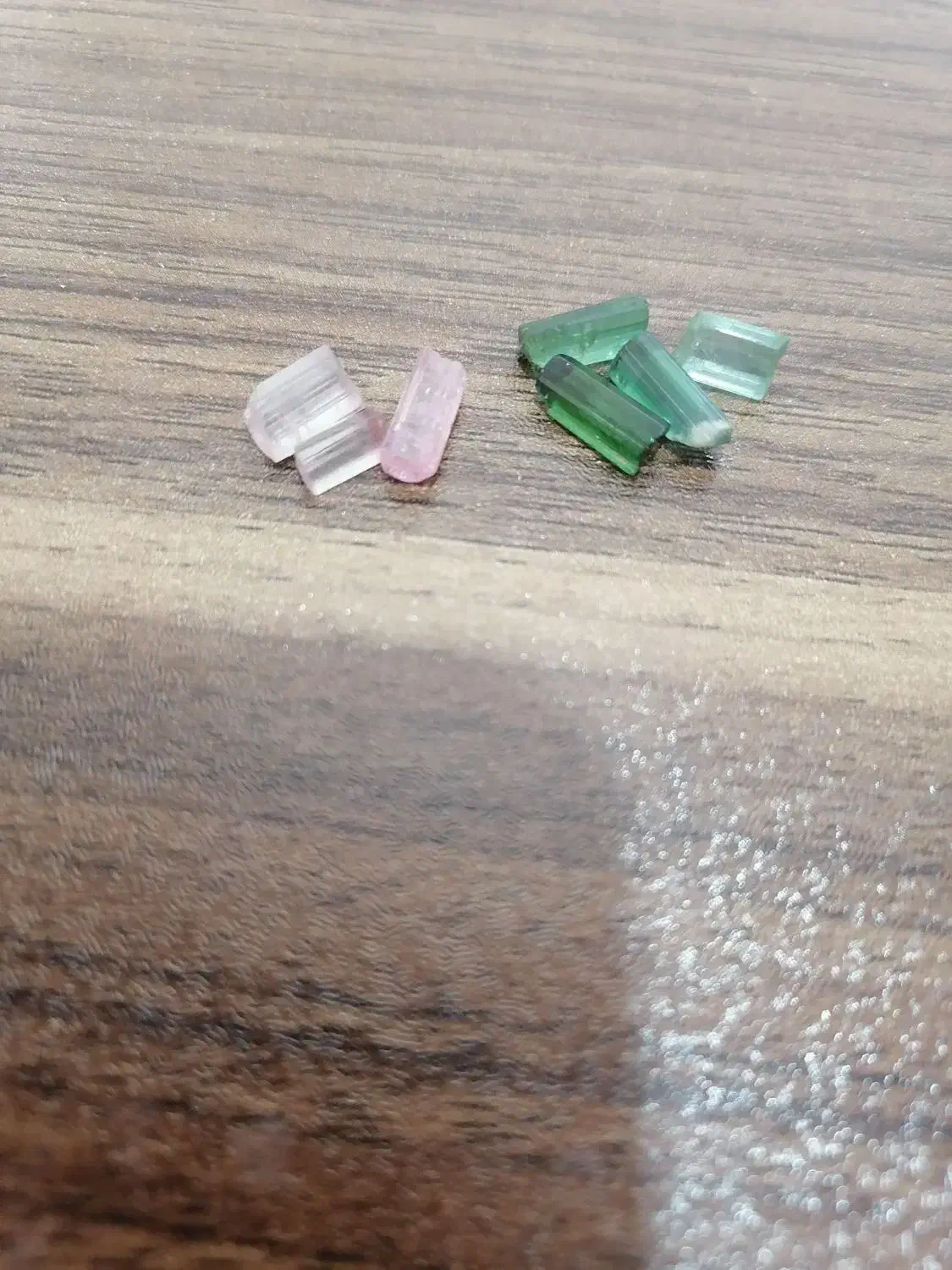 سنگ تورمالین سبز و صورتی|کلکسیون اشیاء عتیقه|اهواز, گلستان|دیوار