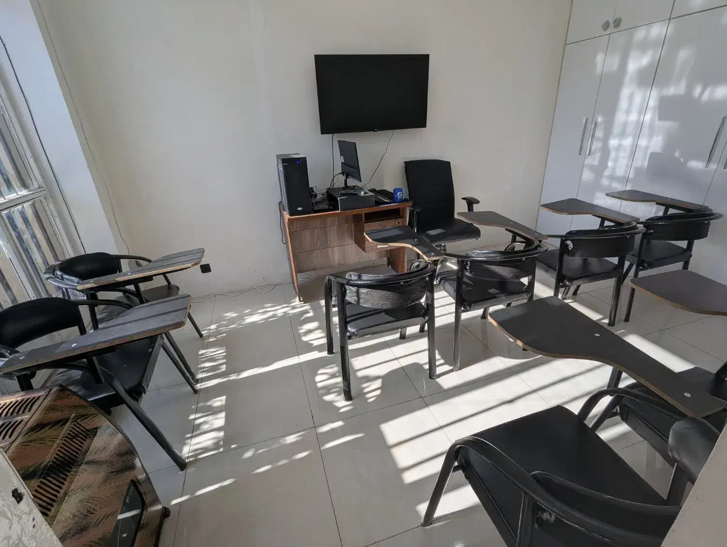 آموزشگاه زبان سخن|خدمات آموزشی|کوهدشت, |دیوار