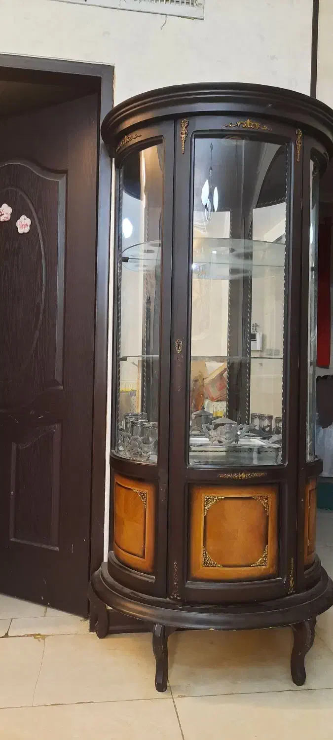 بوفه|بوفه، ویترین، کنسول|صدرا-فارس, فاز ۱|دیوار