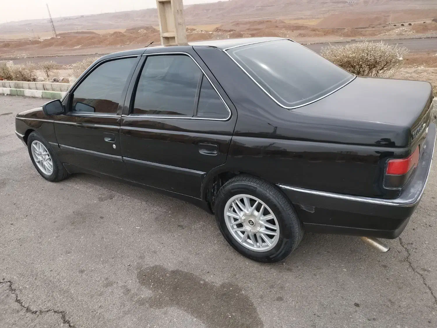 405مدل 82|خودرو سواری و وانت|پرند, فاز ۵|دیوار