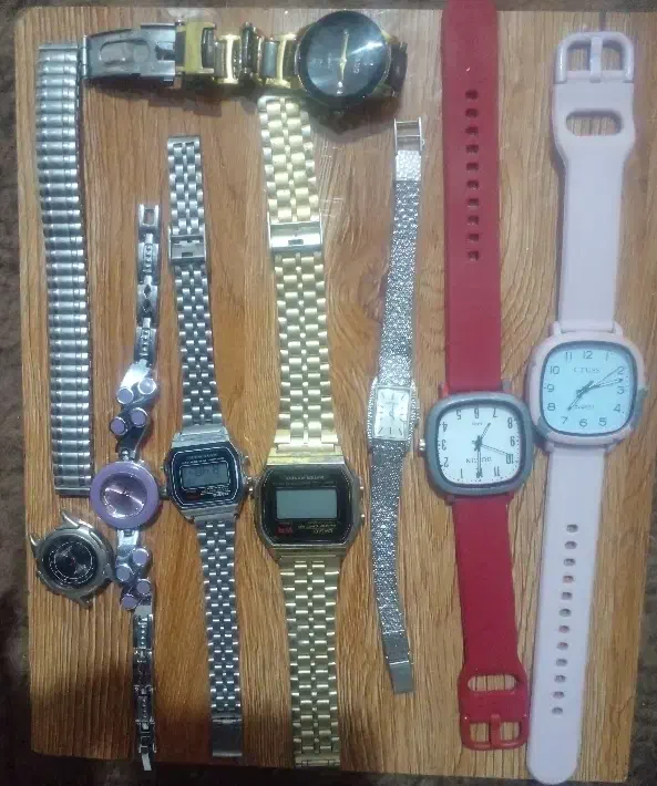 یک عدد ساعت اتومات سیکو و تعداد دیگر موجود هست|ساعت|رشت, دروازه لاکان|دیوار