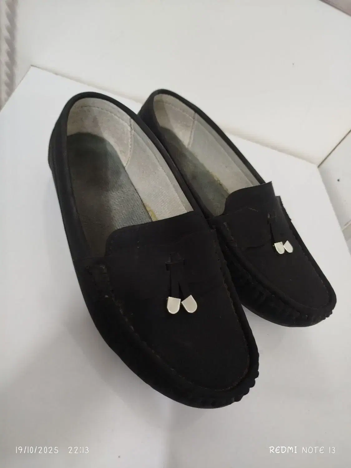 کفش|کیف، کفش، کمربند|تربتحیدریه, شهرک ولیعصر|دیوار