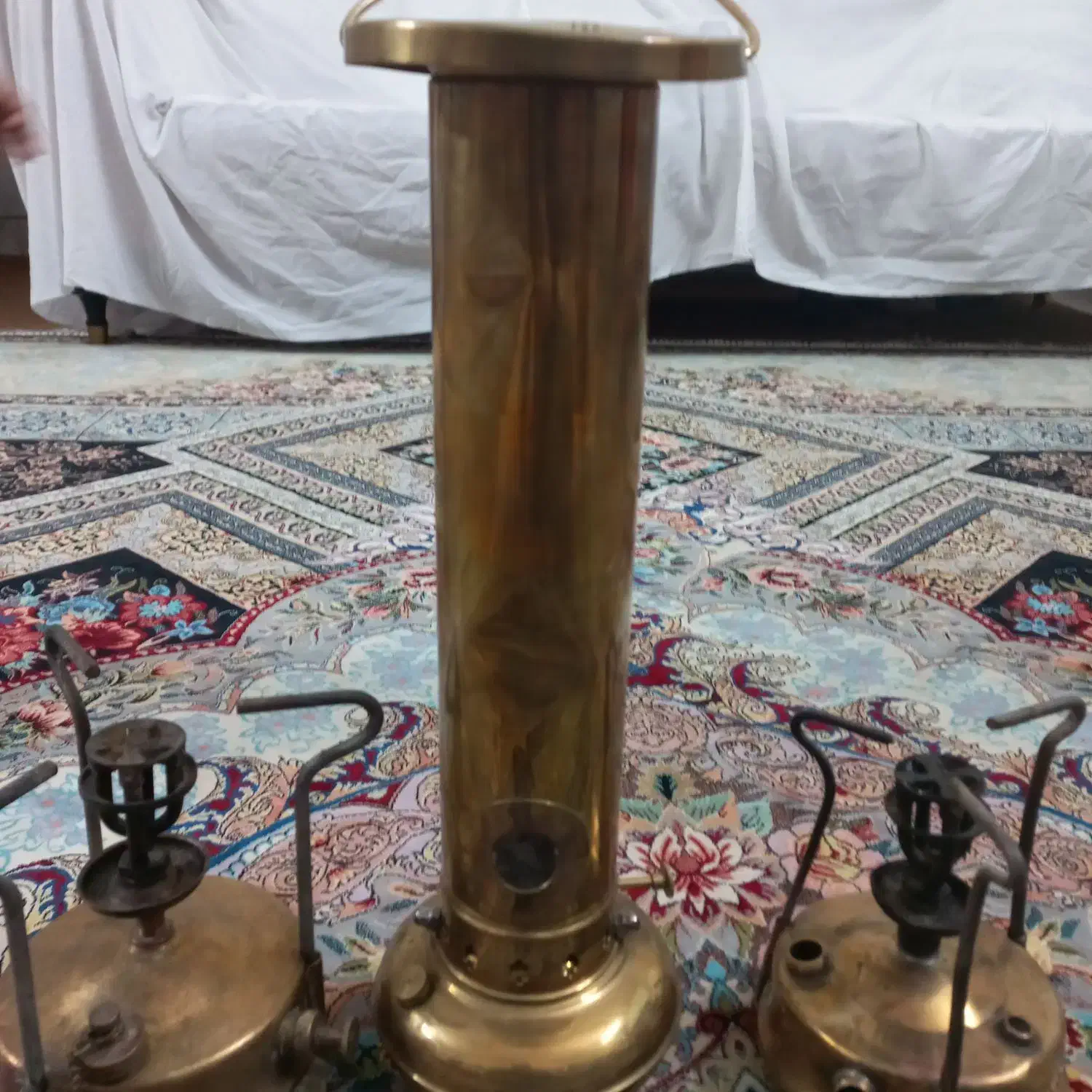 چراغ .|کلکسیون اشیاء عتیقه|بیرجند, |دیوار