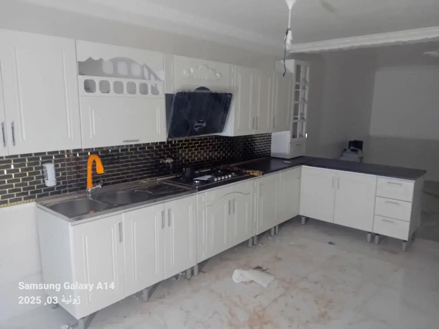 نصب و تعمیر کابینت اماده و شیرالات و تانکر اب|خدمات پیشه و مهارت|یاسوج, |دیوار