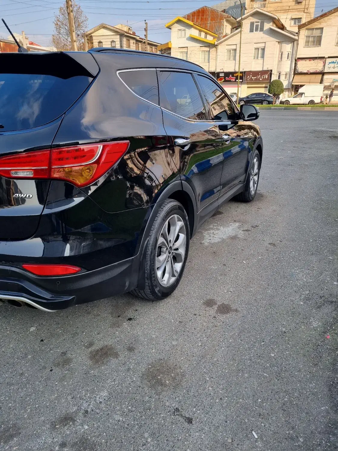 سانتافه 15 فول کامل بی رنگ منطقه آزاد|خودرو سواری و وانت|رشت, چمارسرا|دیوار