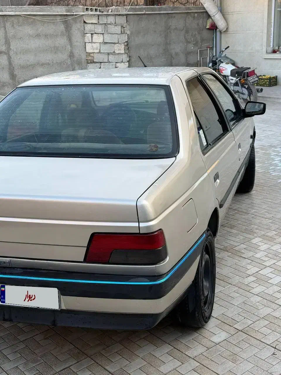 پژو ۴۰۵ پژو طلایی|خودرو سواری و وانت|بستان آباد, |دیوار