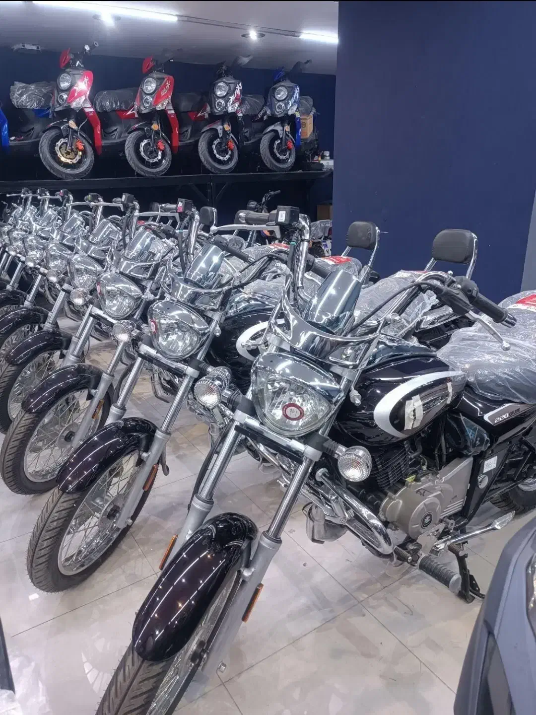 باجاج اونجر ۲۲۰ Bajaj Avenger نقد و اقساط|موتورسیکلت|تهران, بهار|دیوار