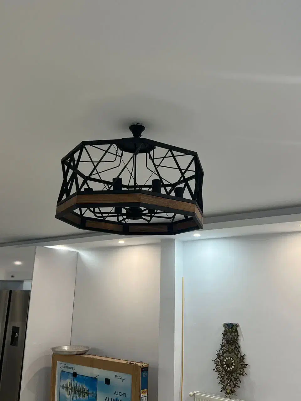 لوستر چوبی استفاده نشده نو|لوستر و چراغ آویز|کرج, گلشهر|دیوار