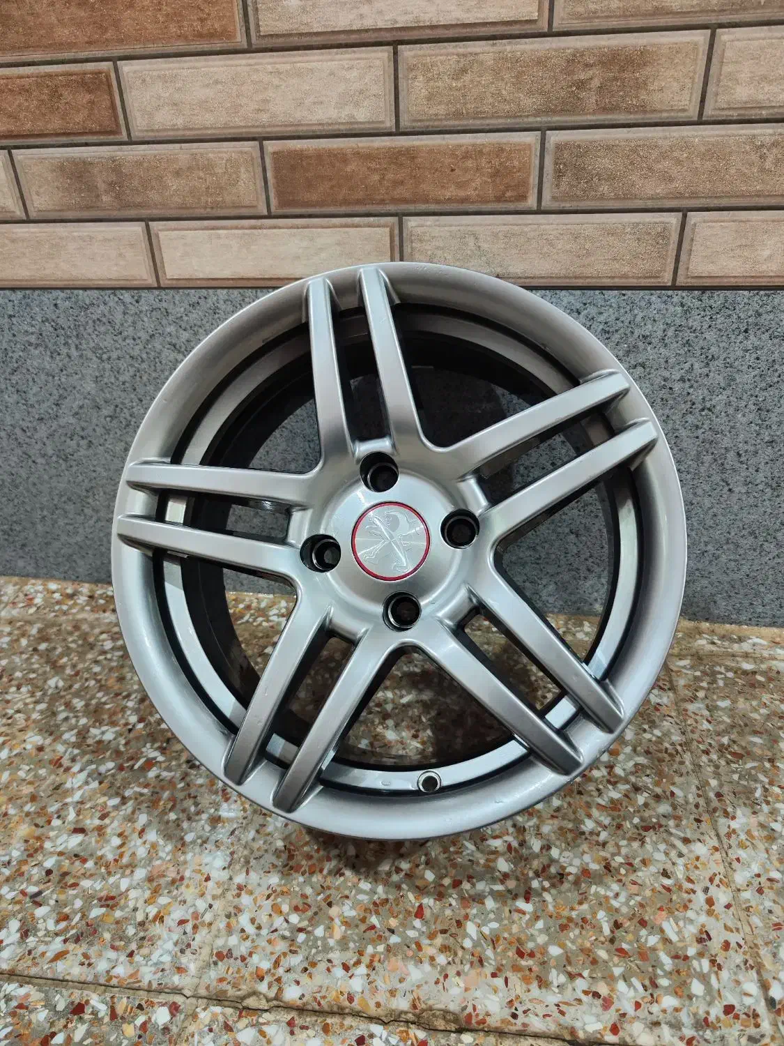 رینگ استرامبولی۱۵با لاستیک|قطعات یدکی و لوازم جانبی|خمینیشهر, |دیوار