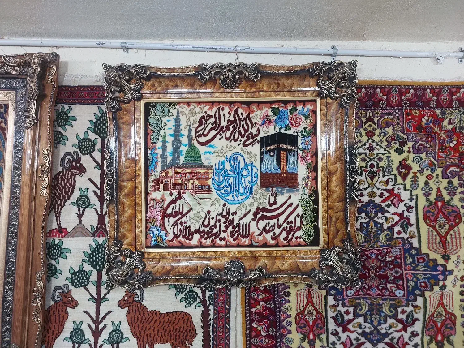 گالری فرش وتابلوفرش دسبافت سوری|فرش|خرم‌آباد, |دیوار