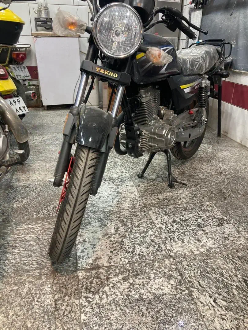 فروش زیر قیمت بازار|موتورسیکلت|خمینی‌شهر, |دیوار