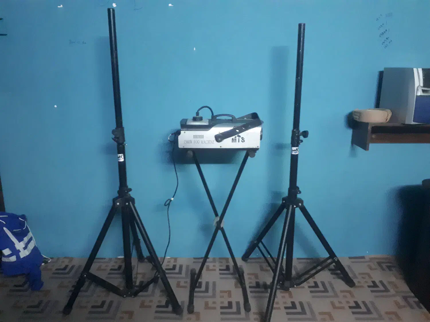 2عددپایه باند 1عدد پایه کیبورد 1عدد دوزساز1500وات|صوتی و تصویری|آمل, |دیوار