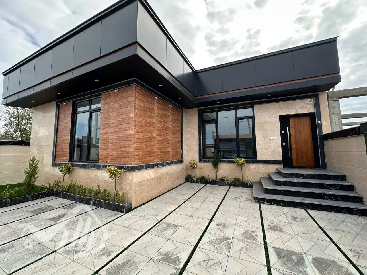 ویلانوساز شیک و مدرن شهری،خشکبیجار،زیباکنار|فروش خانه و ویلا|رشت, منظریه|دیوار