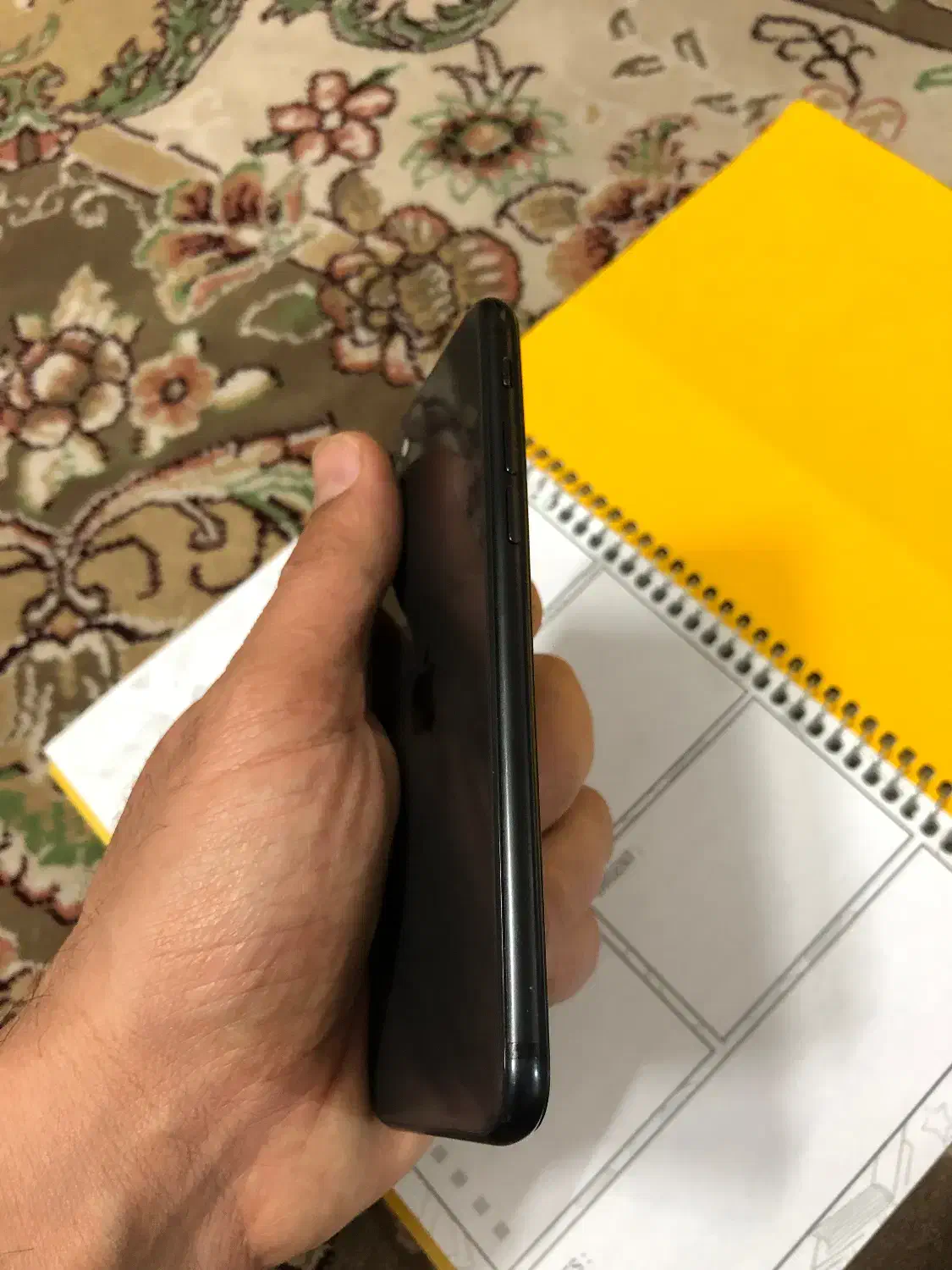 آیفون se 2020|موبایل|نهاوند, |دیوار