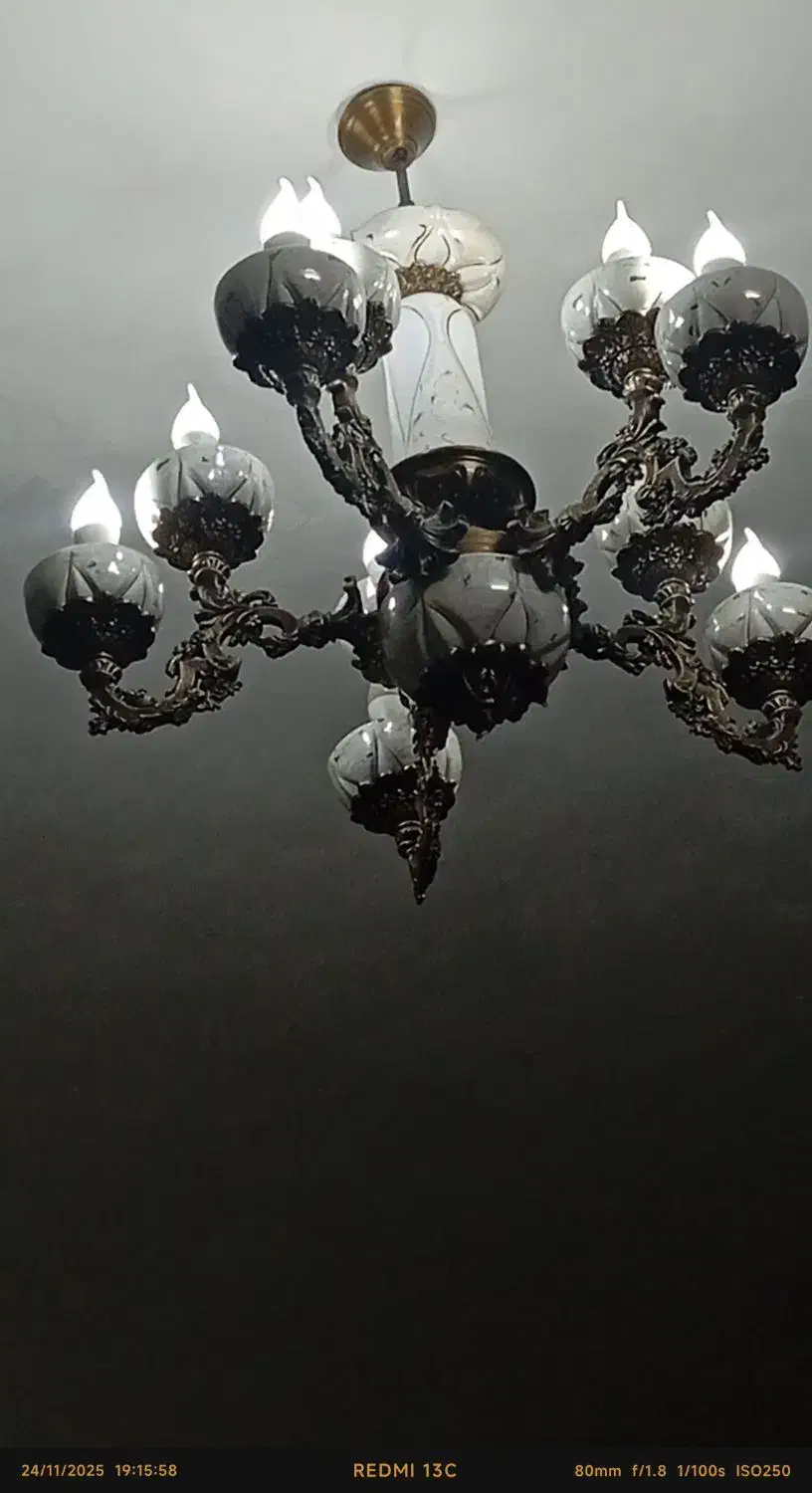 لوستر|لوستر و چراغ آویز|نظرآباد, نظرآباد|دیوار