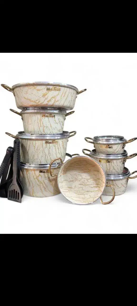 به علت مهاجرت هر وسیله ای یک تومن|مجسمه، تندیس، ماکت|مرادلو, |دیوار