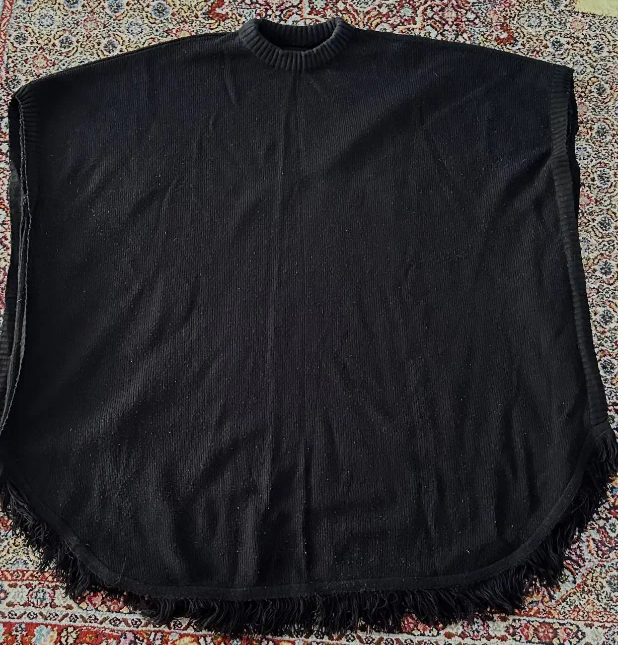 شنل مشکی بافت مناسب فصل پاییز و زمستان|لباس|بیرجند, |دیوار