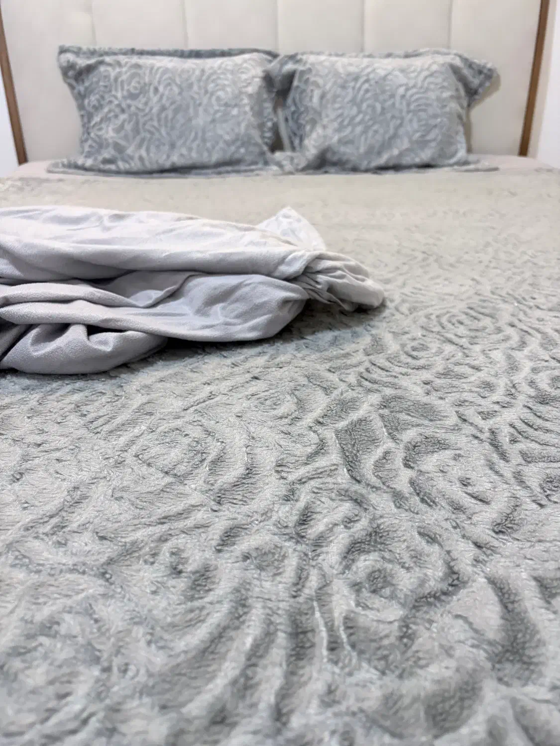 روتختی مخمل وارداتی|سرویس روتختی|گرمسار, |دیوار