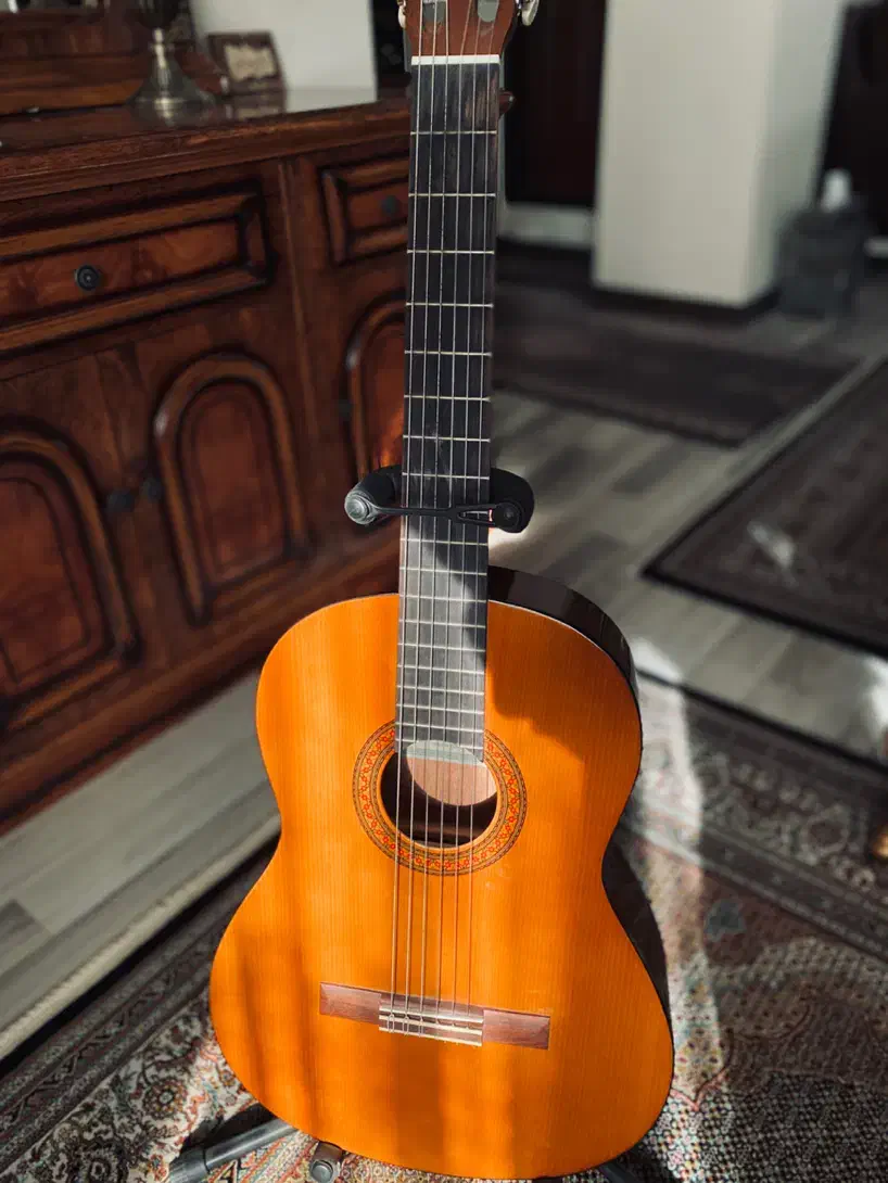 گیتار یاماها c40 اصل اندونزی|گیتار، بیس، امپلیفایر|ارومیه, |دیوار