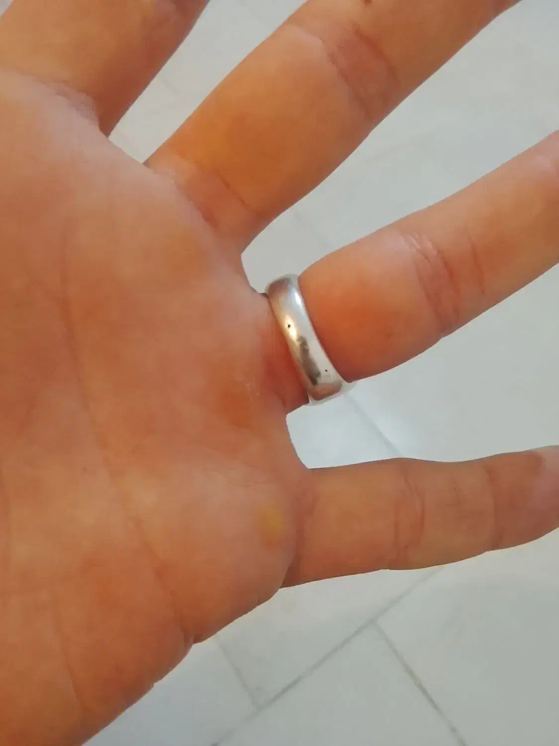 انگشتریاقوت|کلکسیون اشیاء عتیقه|قزوین, |دیوار