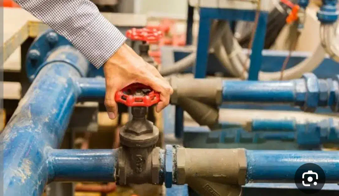 خدمات فنی و تاسیسات سیار خورده کاری منزل|خدمات پیشه و مهارت|خمینی‌شهر, |دیوار