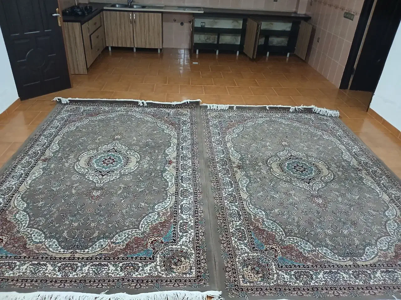 دو تخته فرش ۶ متری ۷۰۰ شانه ۱۰ میلیون|فرش|کلارآباد, |دیوار