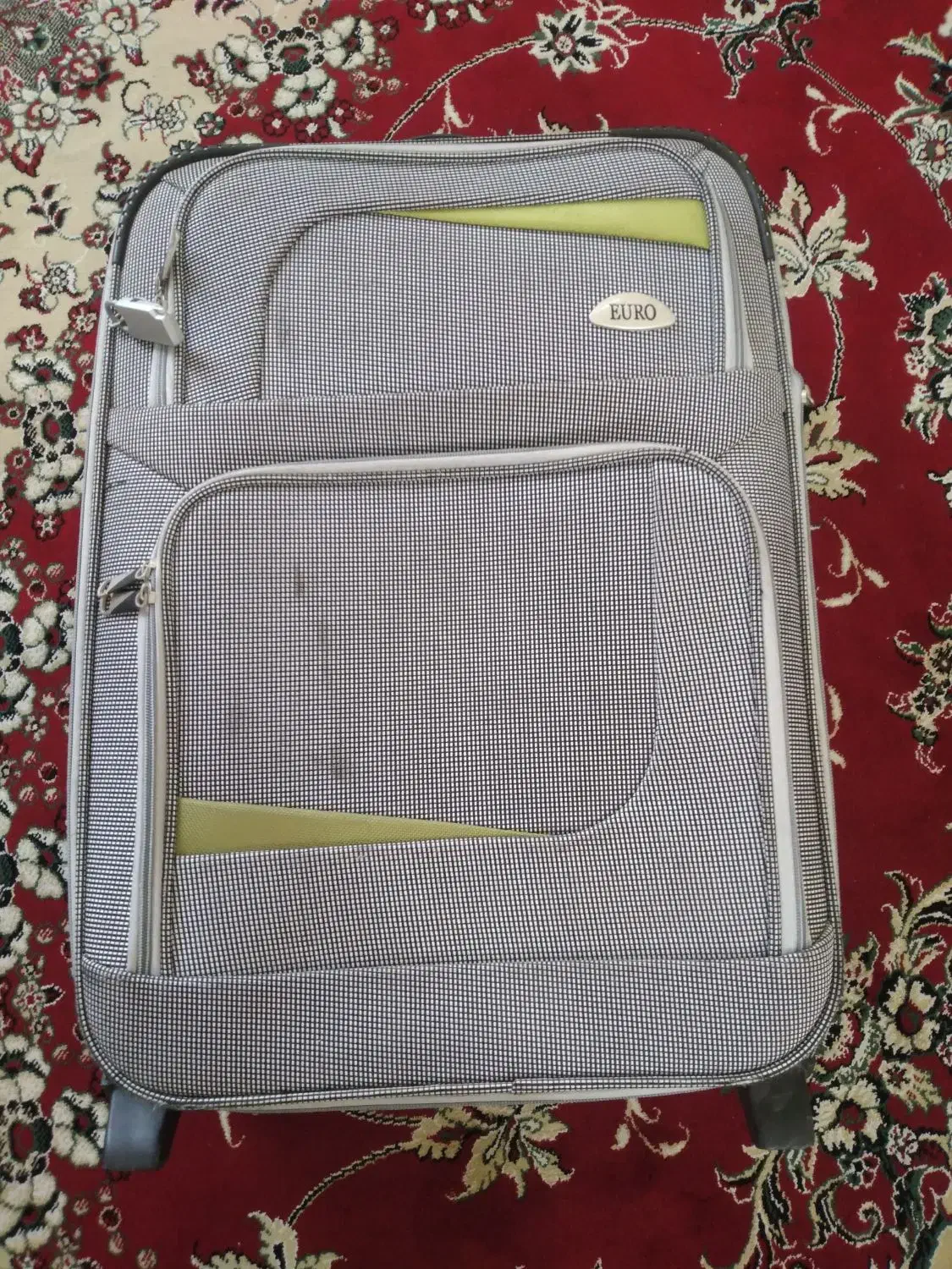 چمدان مسافرتی|کیف، کفش، کمربند|شیراز, شهرک کوشکک|دیوار