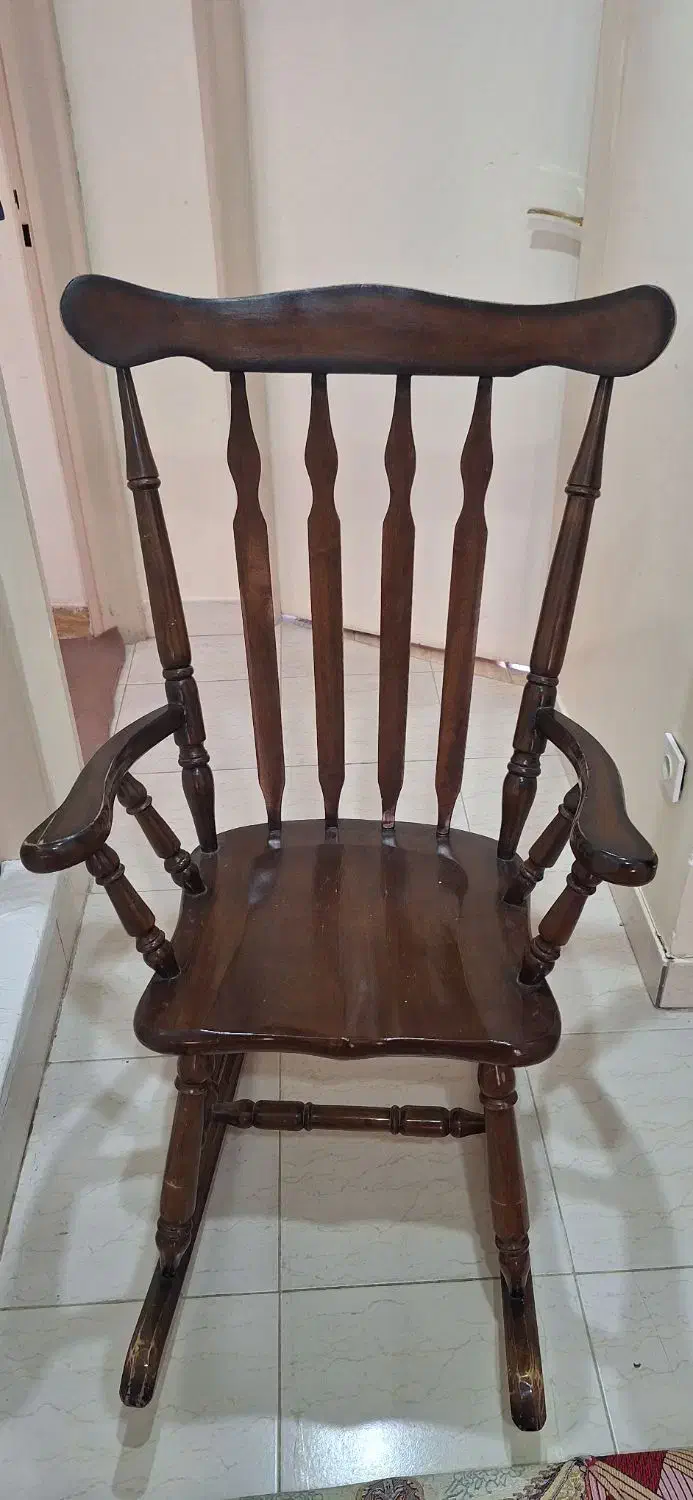 صندلی راک|مبلمان خانگی و میز عسلی|اسلام‌شهر, شهرک مفیدی|دیوار