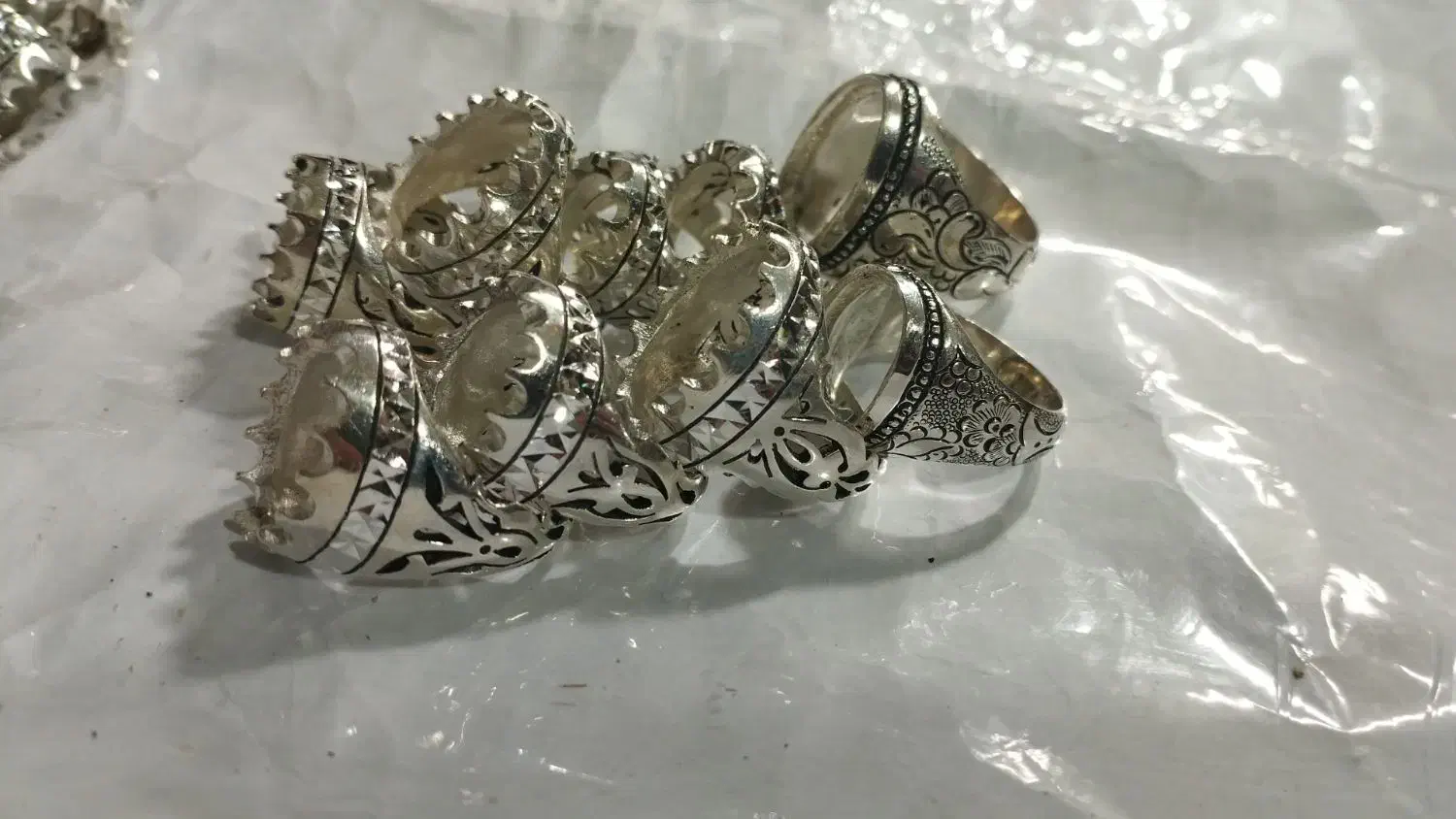 سنگ قیمتی رکاب خالی شیرخورشید و شبکه ای فیلی ساده|جواهرات|شیراز, درکی|دیوار