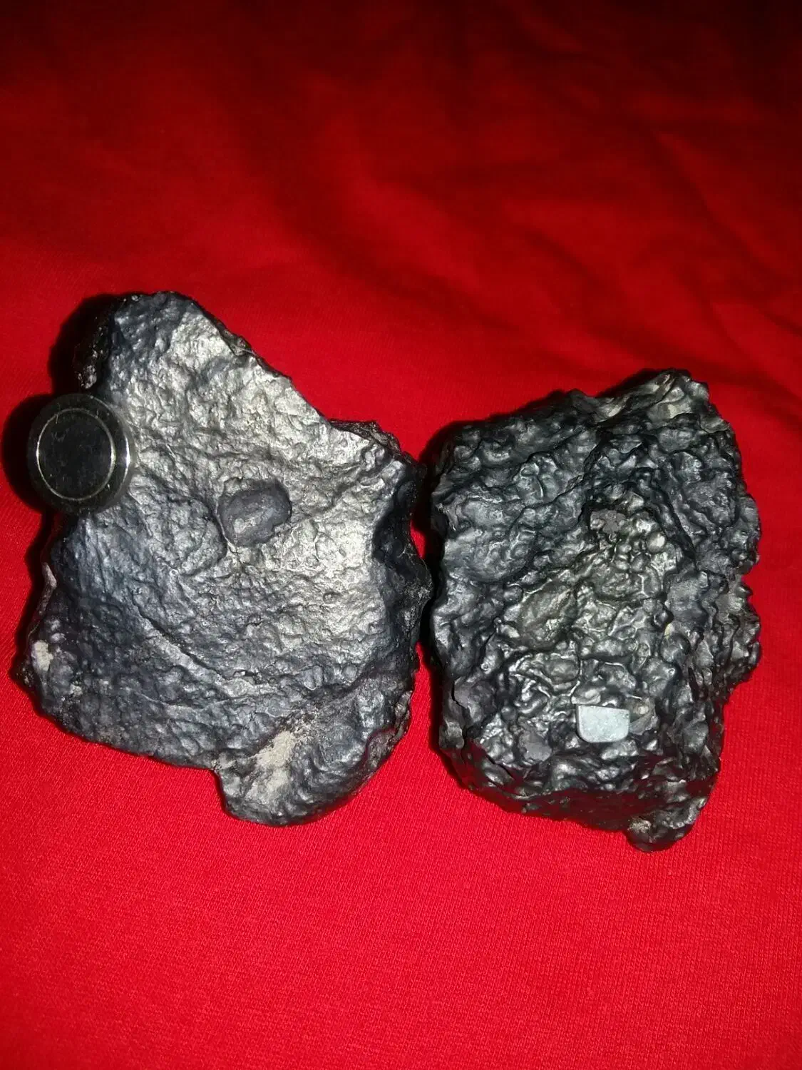 سنگ های طبیعی|کلکسیون اشیاء عتیقه|علی‌آباد کتول, |دیوار