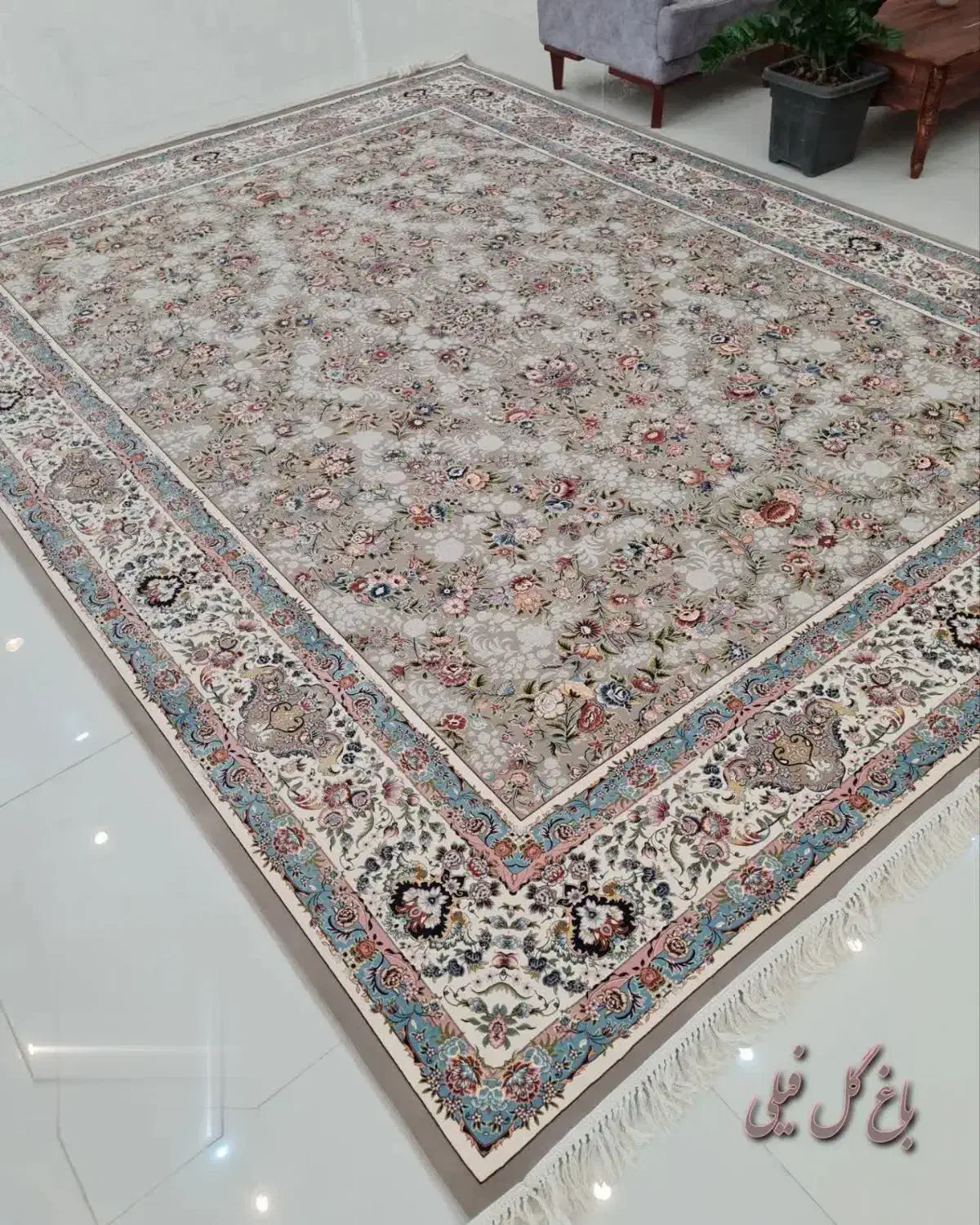 فرش اعیانی باغ گل ۱۲۰۰شانه برجسته ۱۲و۹و۶ متری|فرش|قم, باجک دو|دیوار