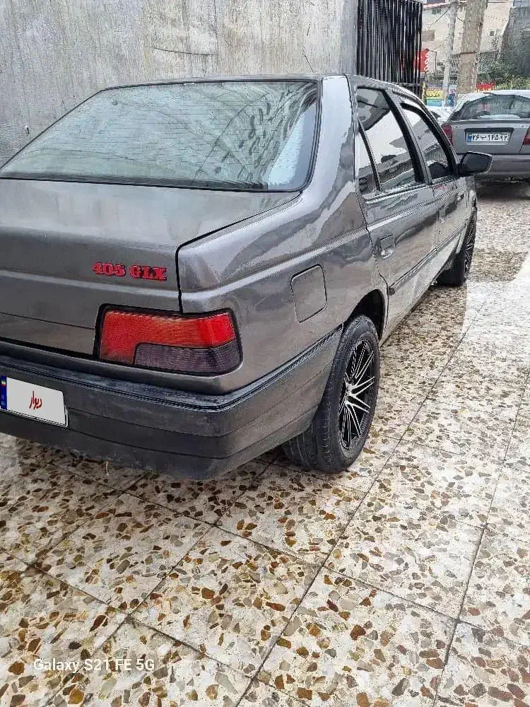 پژو۴۰۵ مدل ۸۲ ۱۸۰۰|خودرو سواری و وانت|آمل, |دیوار