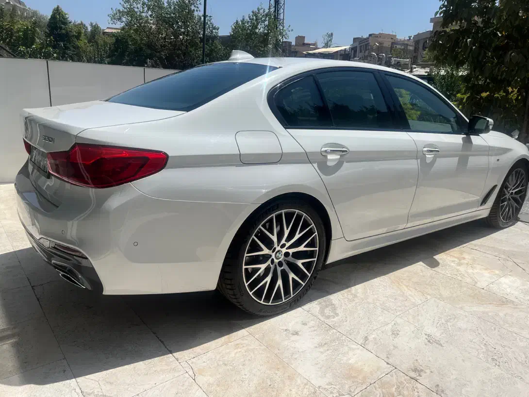 BMW 530i 2017 ویژن اسپرت کم کار|خودرو سواری و وانت|تهران, دزاشیب|دیوار