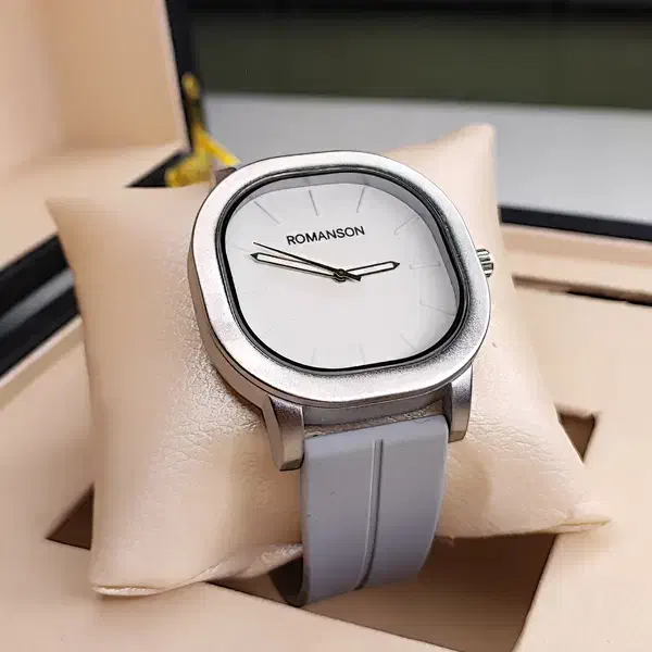 ساعت مچی رومانسون  بند رابر چهار گوش|ساعت|اصفهان, نقش جهان|دیوار