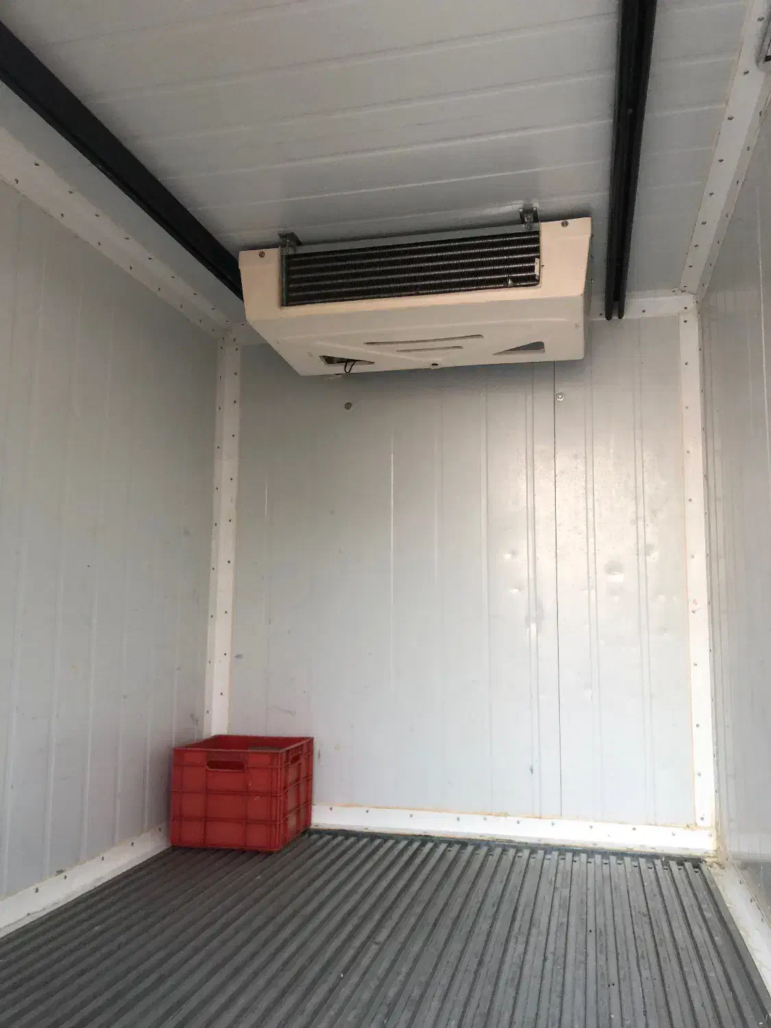 نیسان یخچالدار۴۰۳|خودرو سواری و وانت|اسلام‌شهر, شهرک سعیدیه|دیوار