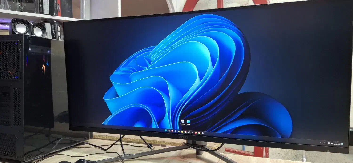 مانیتور Msi خشک با گارانتی ۴۰ اینچ ۱۵۵ هرتز|قطعات و لوازم جانبی رایانه|زاهدان, |دیوار