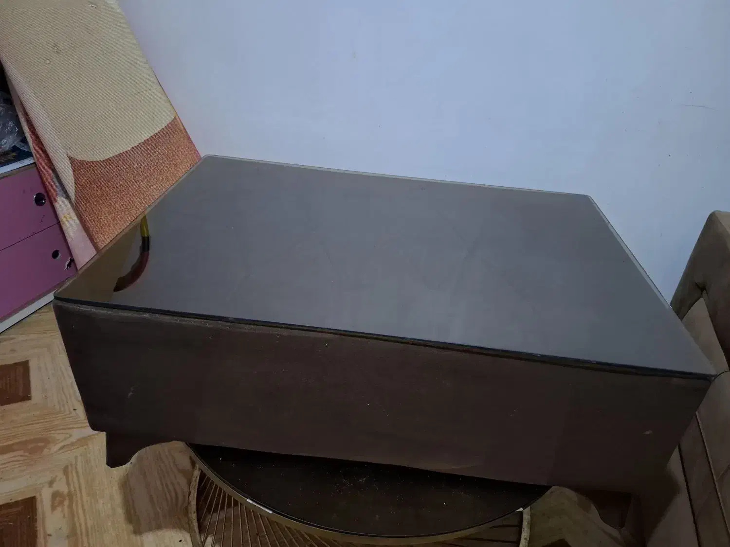 میز وسط|مبلمان خانگی و میز عسلی|بندر ماهشهر, |دیوار