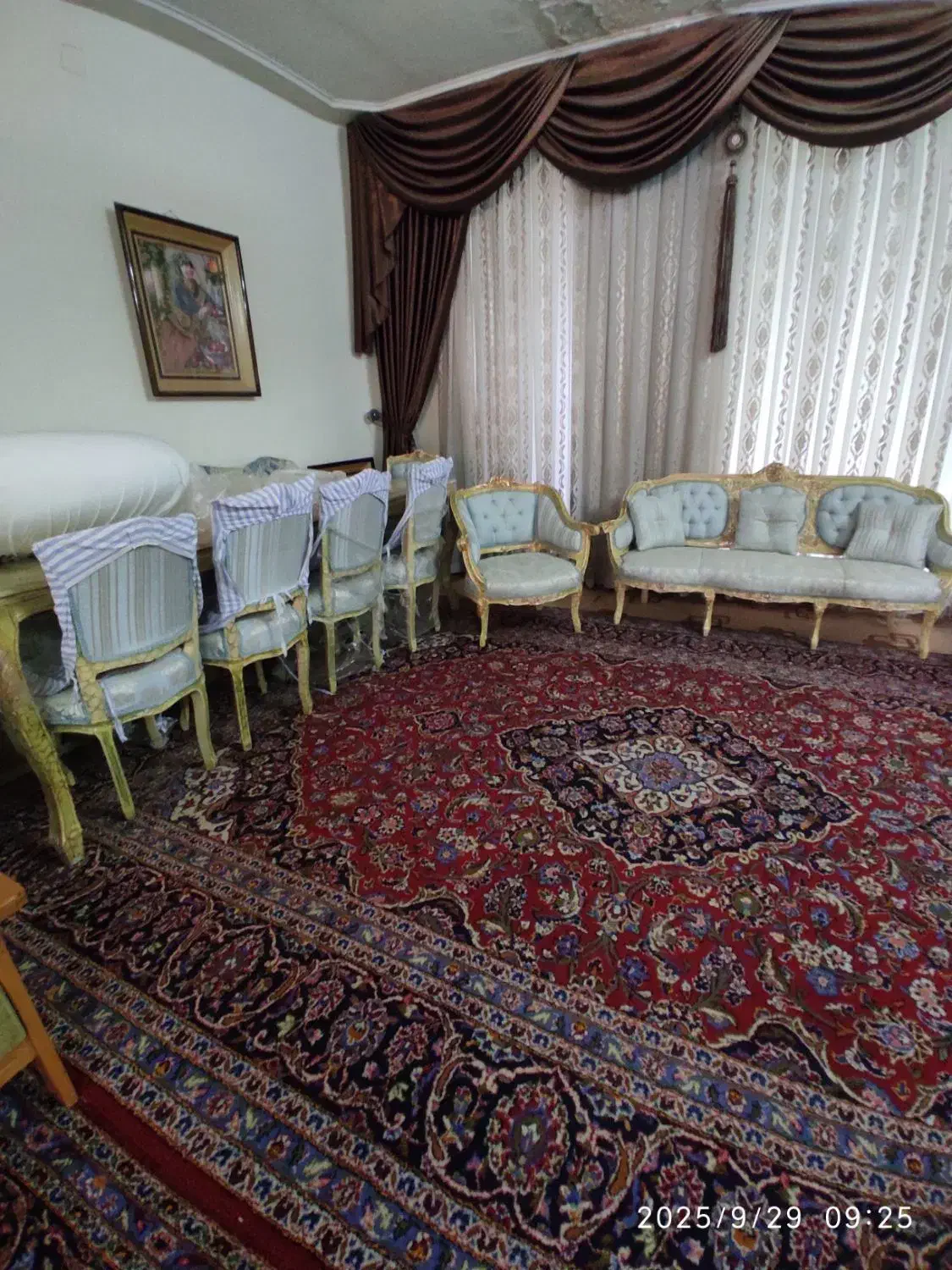 مبل ومیز درحدنو|مبلمان خانگی و میز عسلی|شیراز, دانشکده دامپزشکی شیراز|دیوار