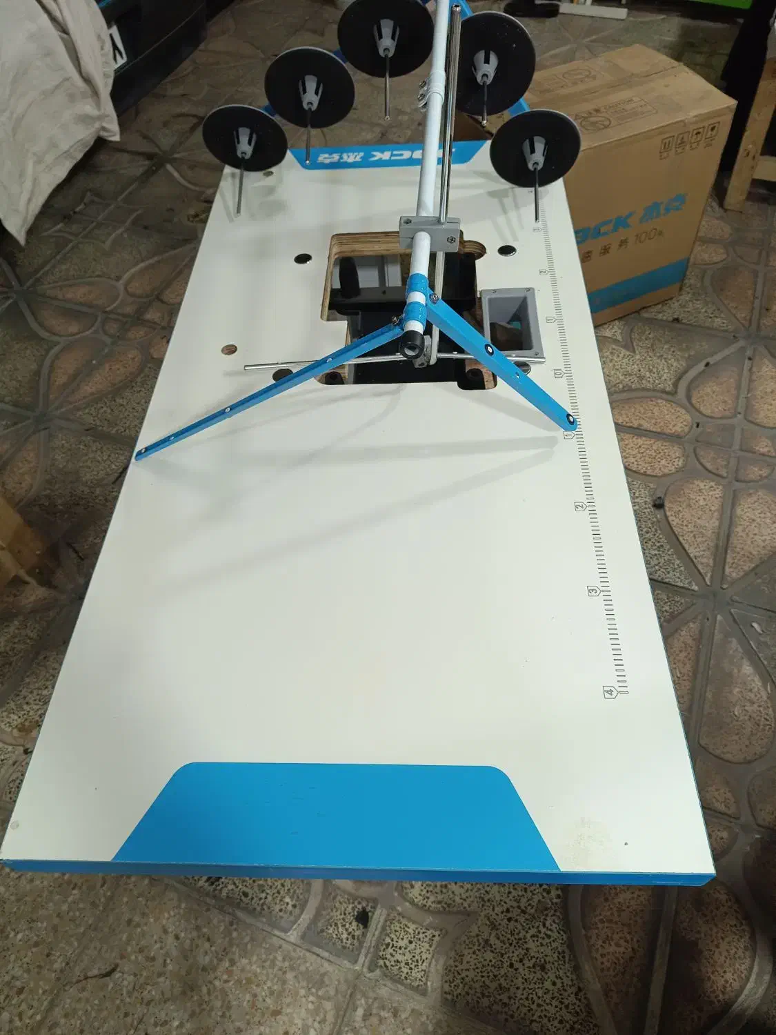 زیگزال پنج نخ c4|چرخ خیاطی و ریسندگی|رباطکریم, نصیرشهر|دیوار